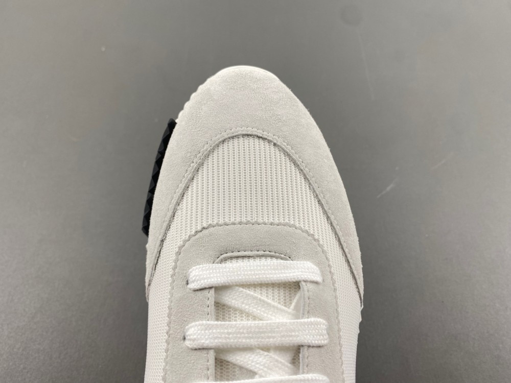 UA Hermès Bouncing Sneaker