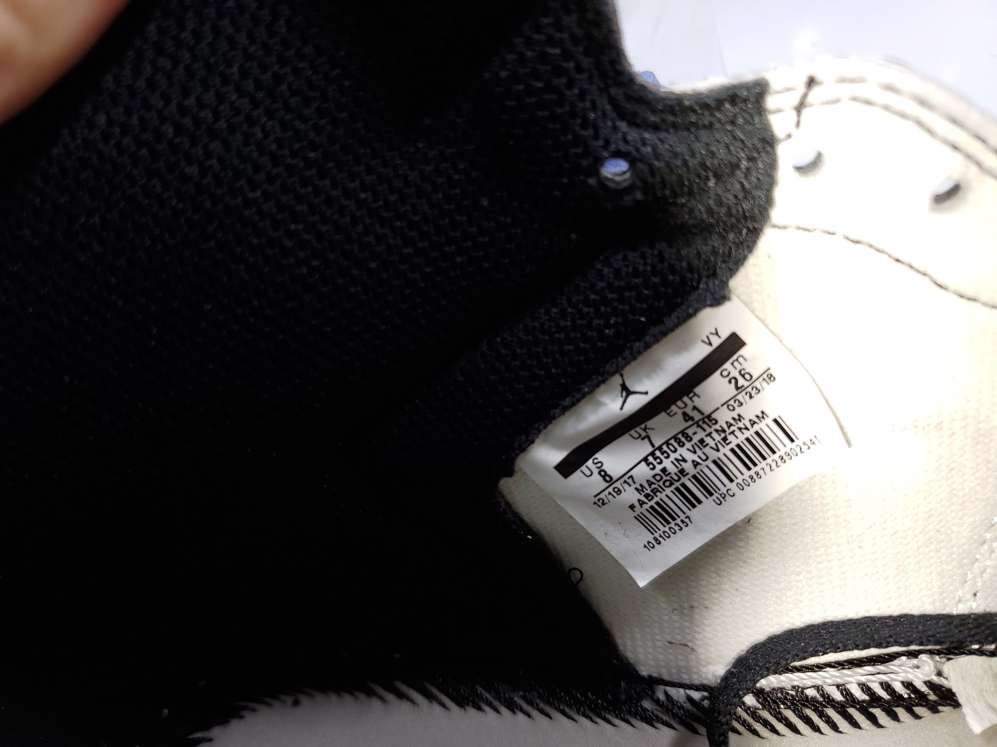 Air Jordan 1 Retro High Blue Moon