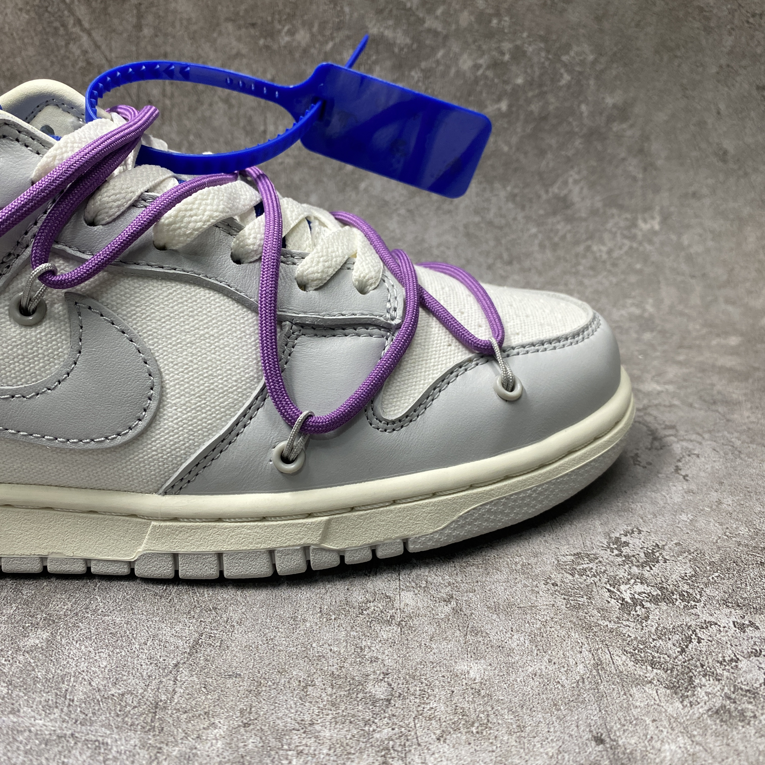 Nike Dunk Low Off-White Lot 48