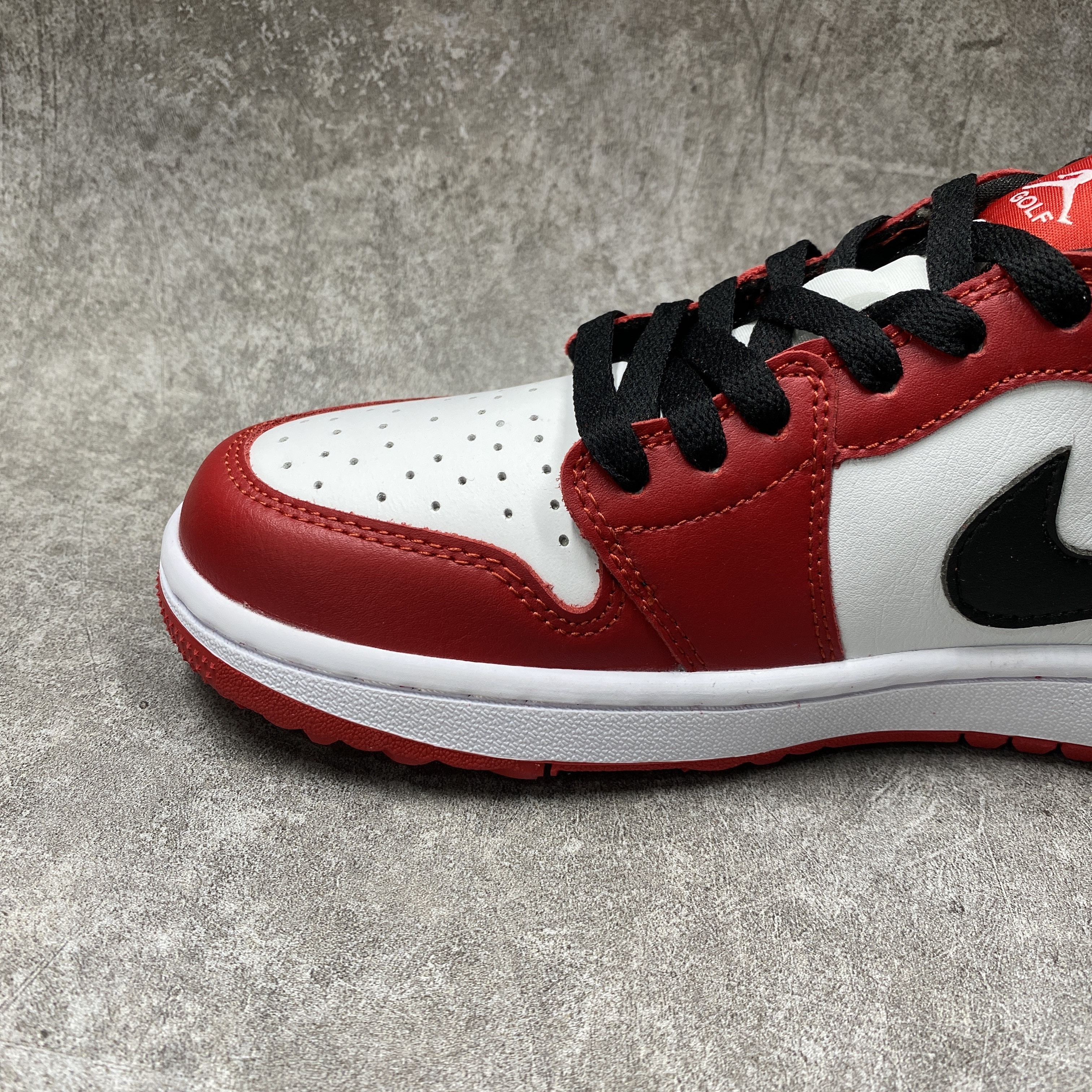 Jordan 1 Retro Low Golf