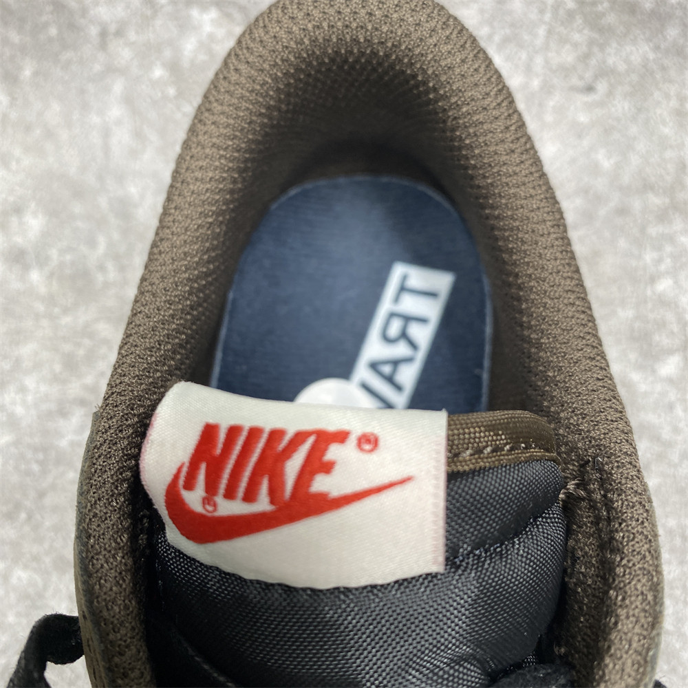 NIKE TRAVIS SCOTT X AIR JORDAN 1 LOW