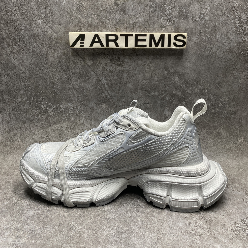 Balenciga 3XL Snow White