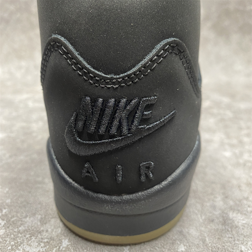 A MA MANIÉRE X AIR JORDAN 5 RETRO