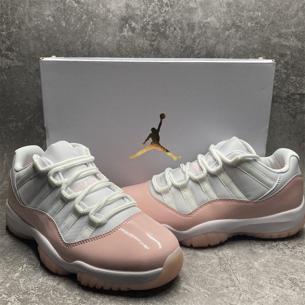 WMNS AIR JORDAN 11 RETRO LOW