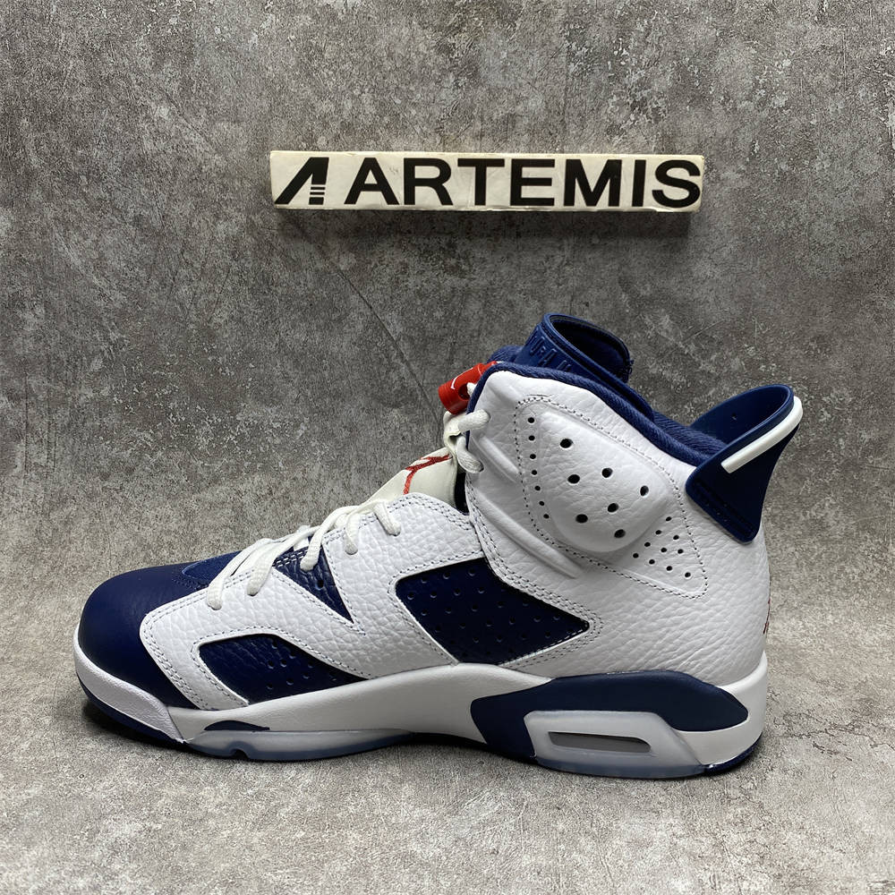 UA AIR JORDAN 6 RETRO