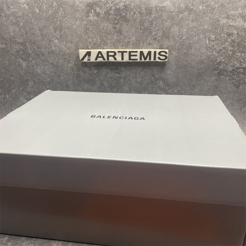 UA Balenciga 3XL Sneaker