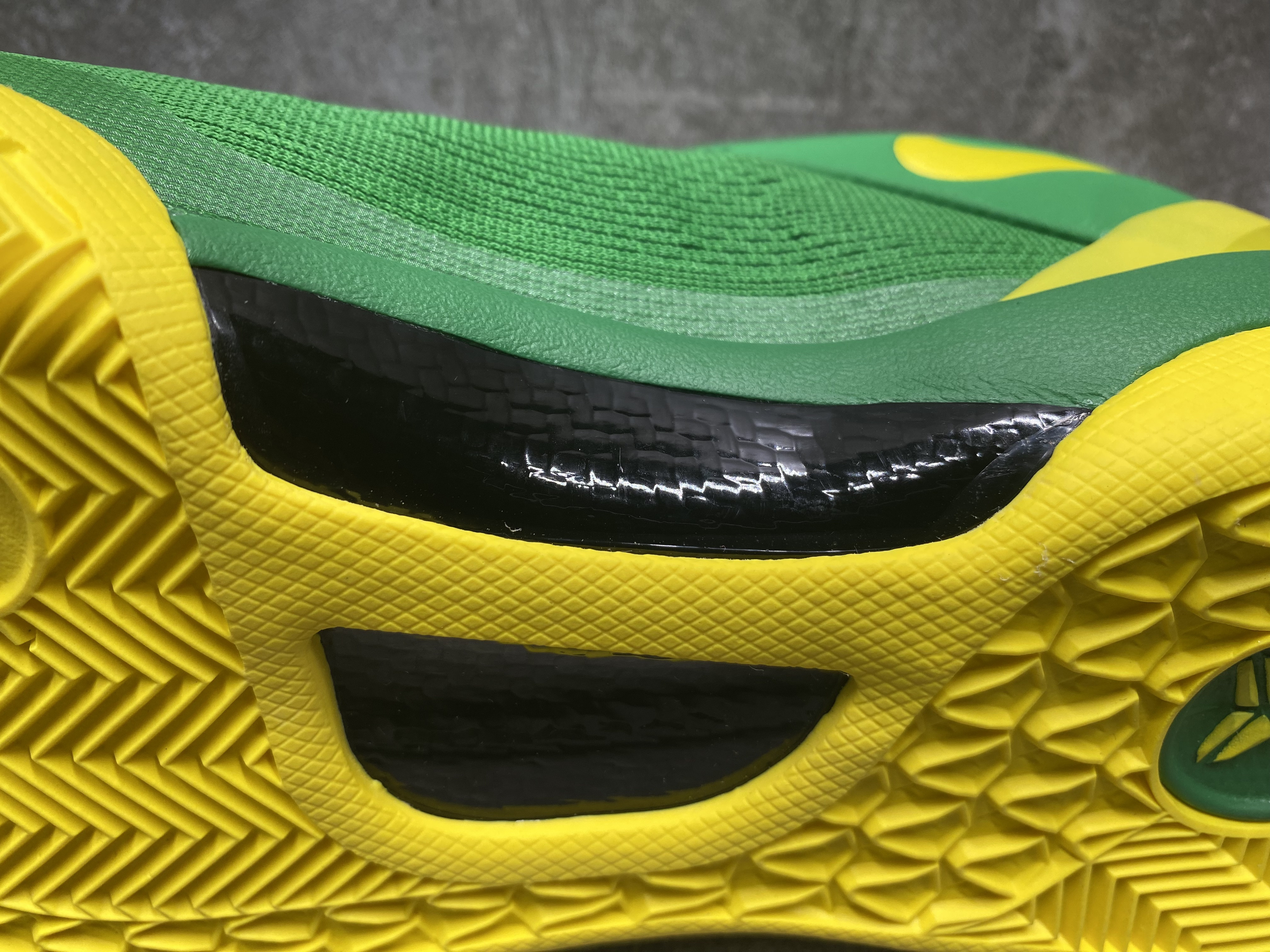 UA Nike Kobe 8 Protro