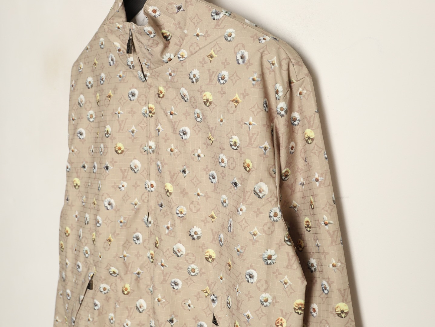 l0*is V*t0n 26ss coats