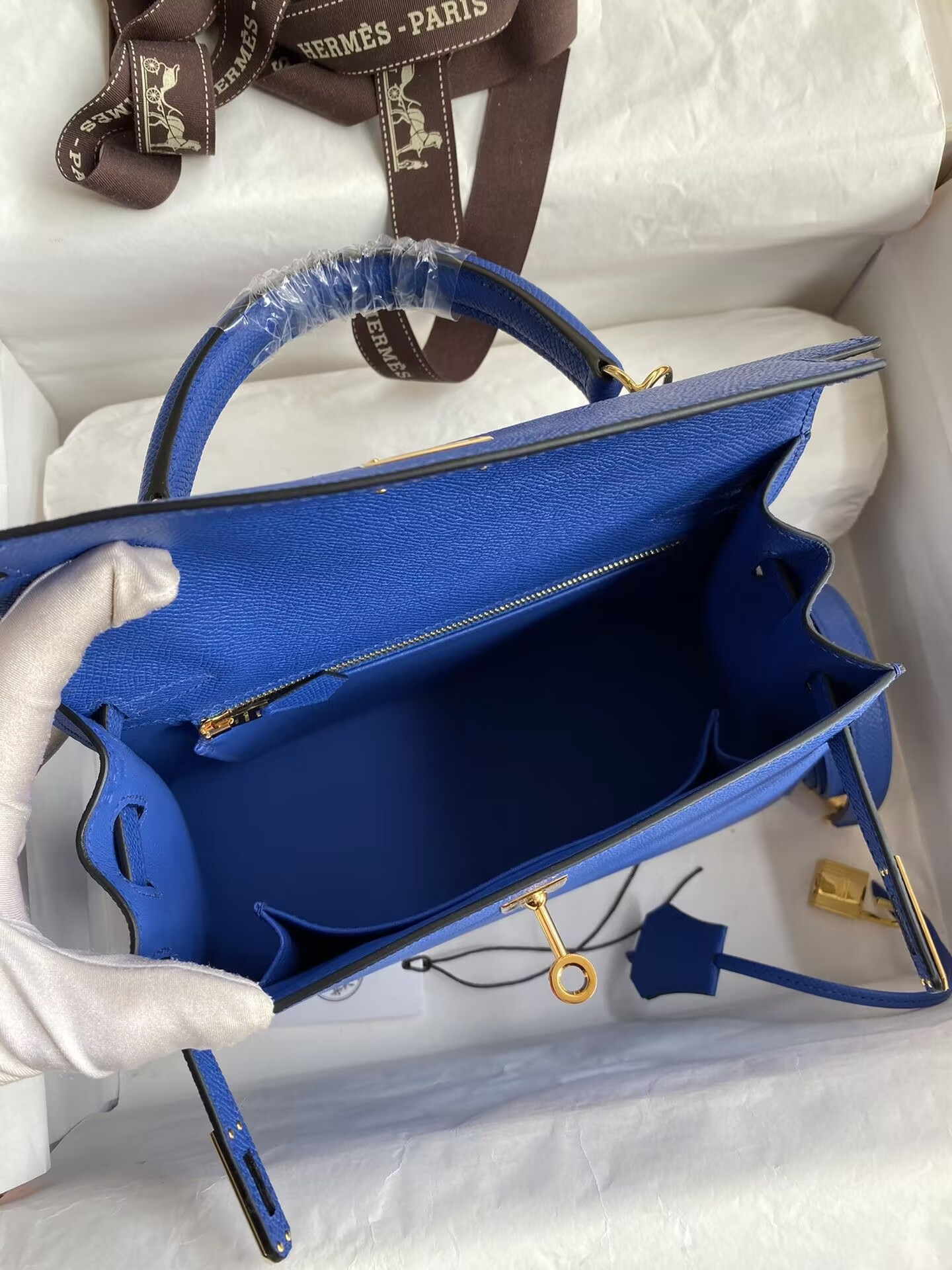 HERMÈS Kelly Gold-tone Hardware 25 28