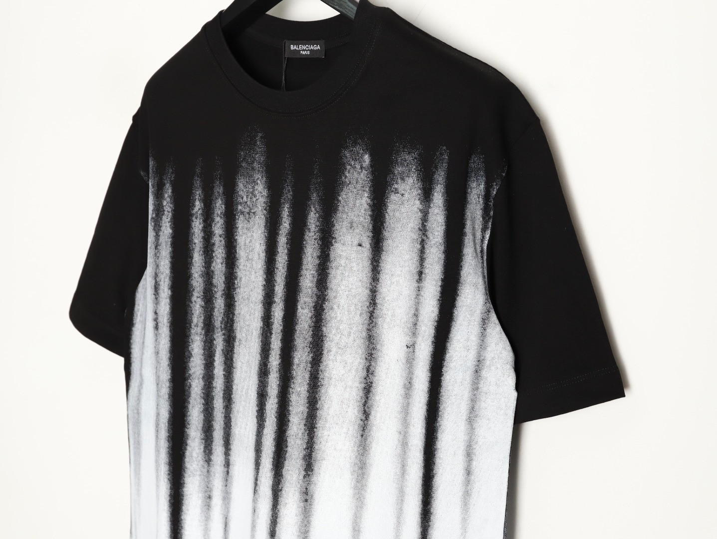 Balenciga 24ss Short-sleeved T-shirt