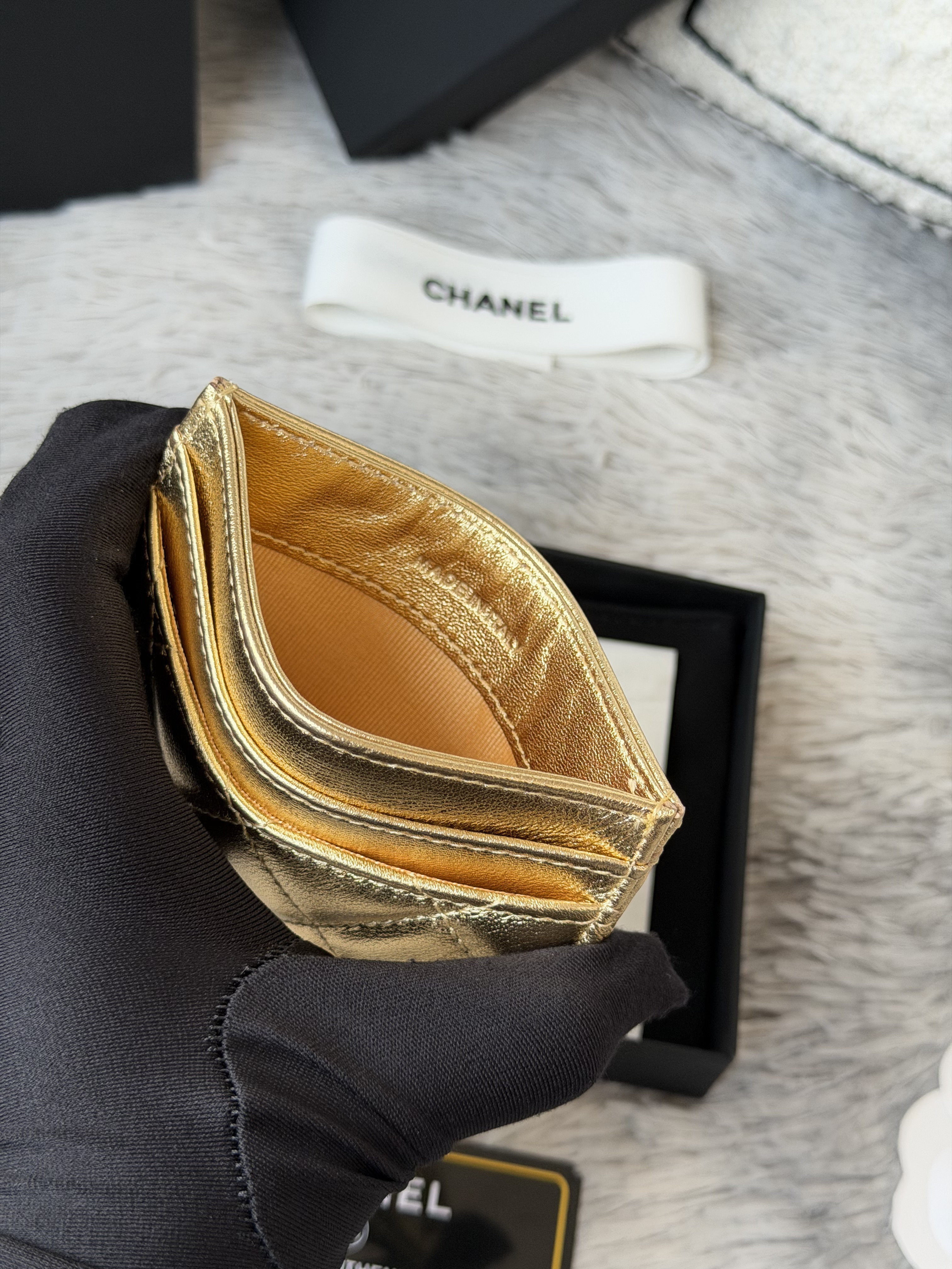 Ch*el card holder a31510 11x7.5x1cm