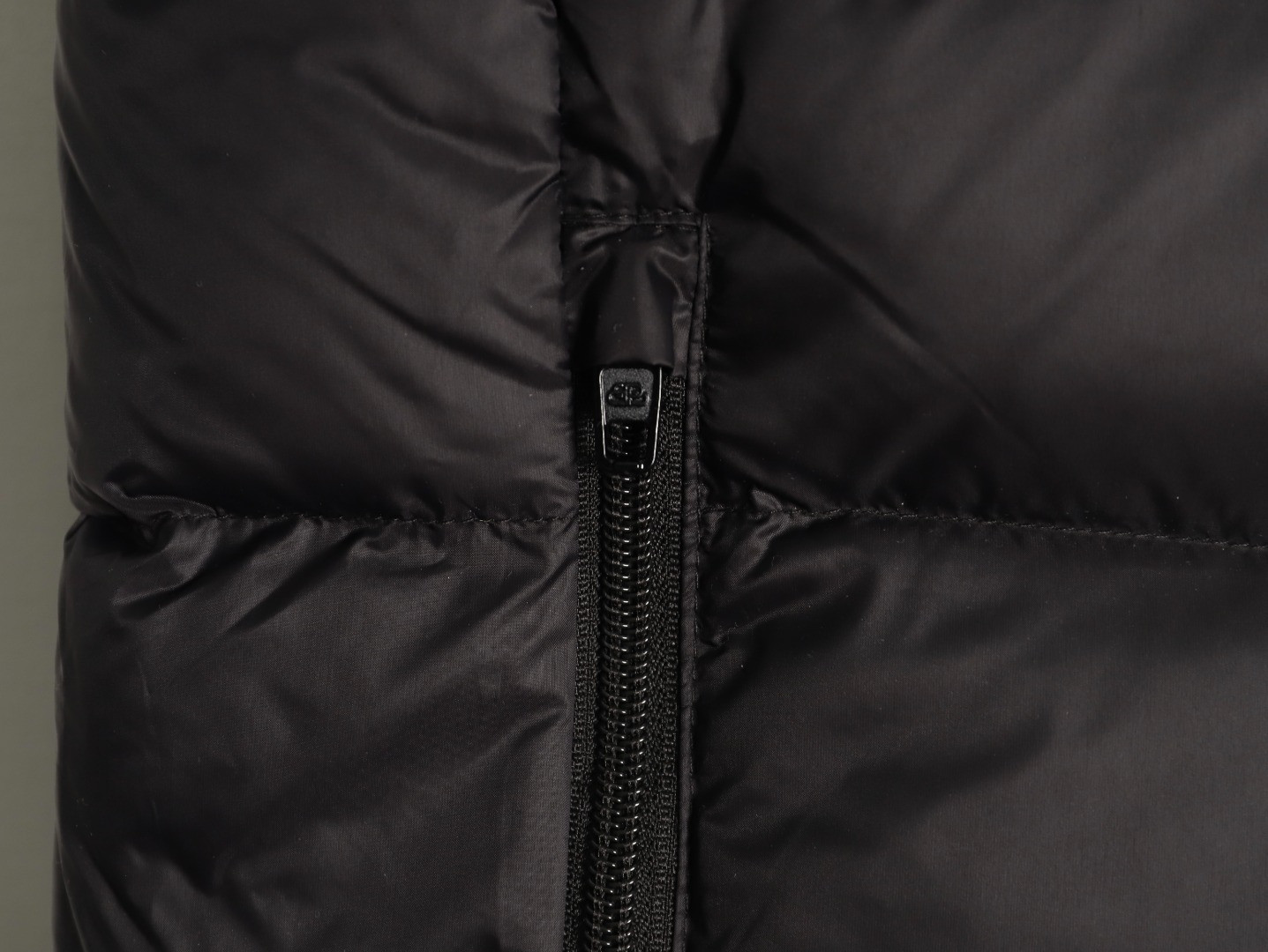 Ba*len*cia*ga blcg puffer vest