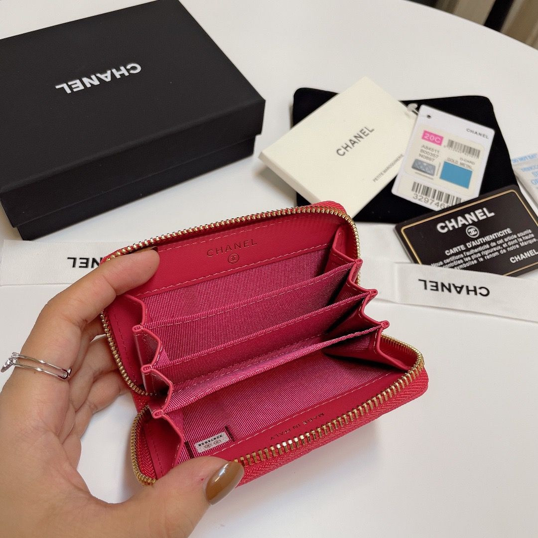 Ch*el zipped coin purse 7.5x11x2.5cm