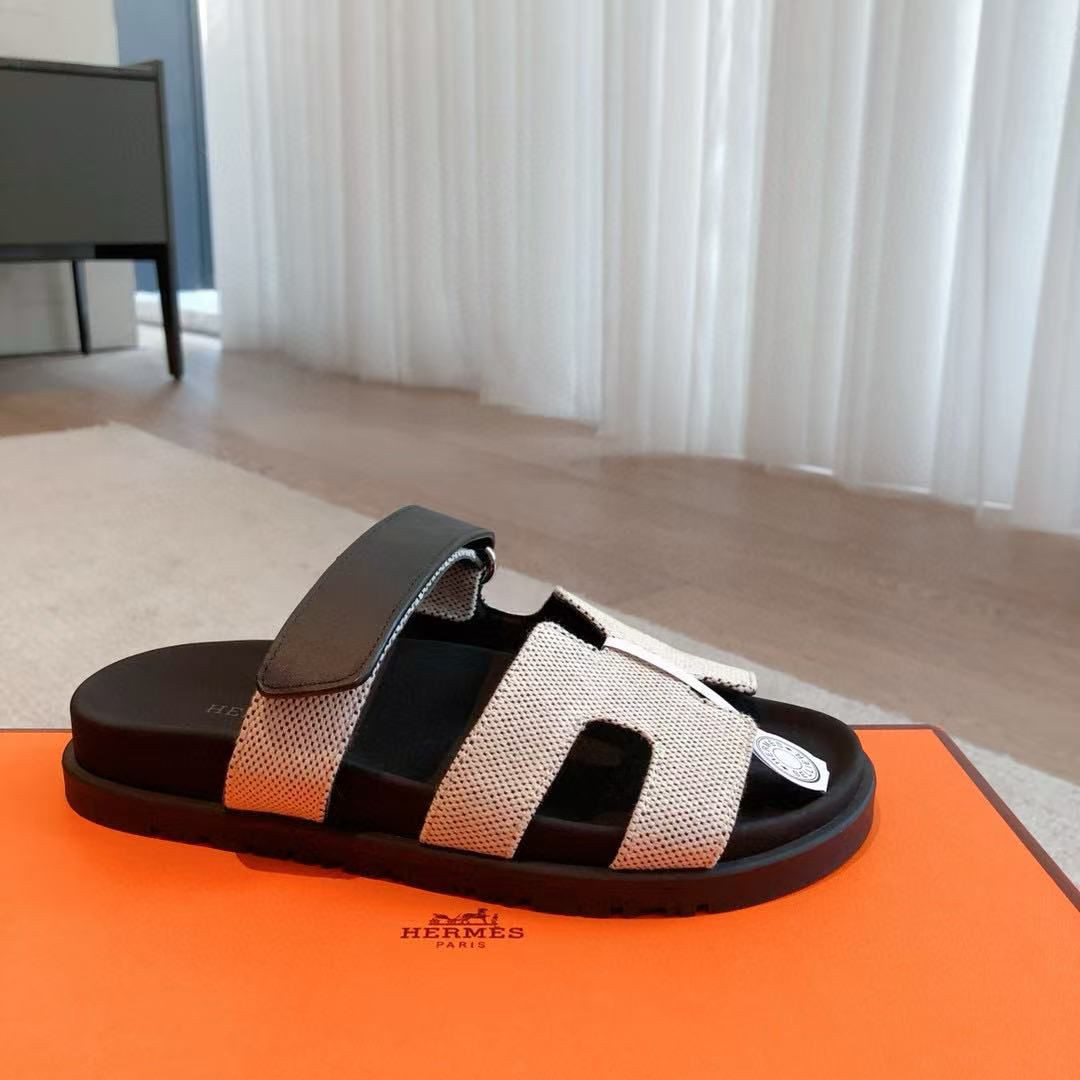 UA Hermès Chypre Sandal