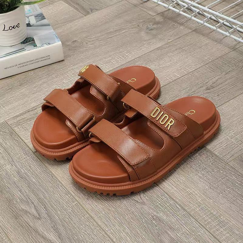 ua D*or D*oract sandal