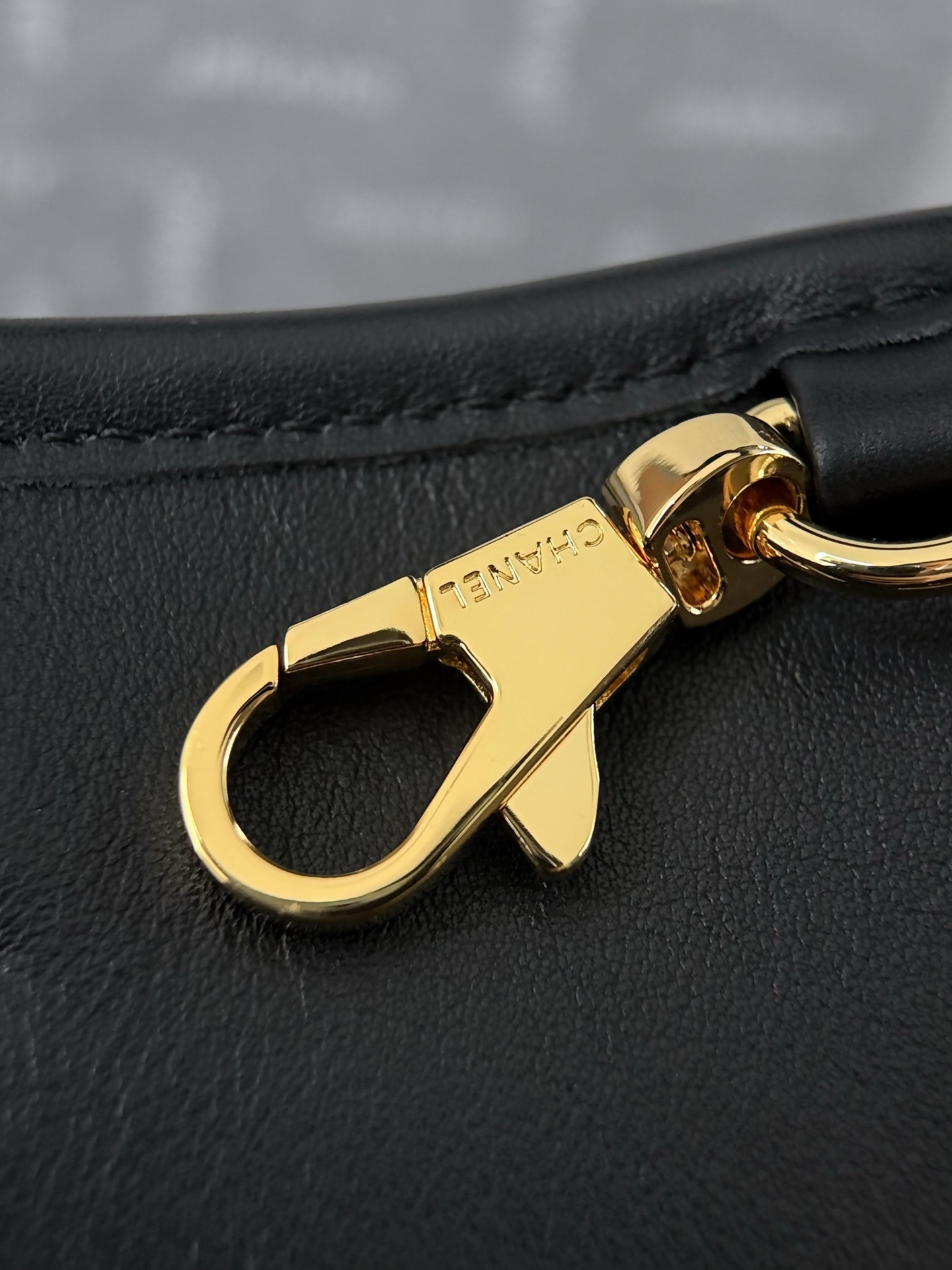 Ch*el small shopping bag as6285 19x45x21cm