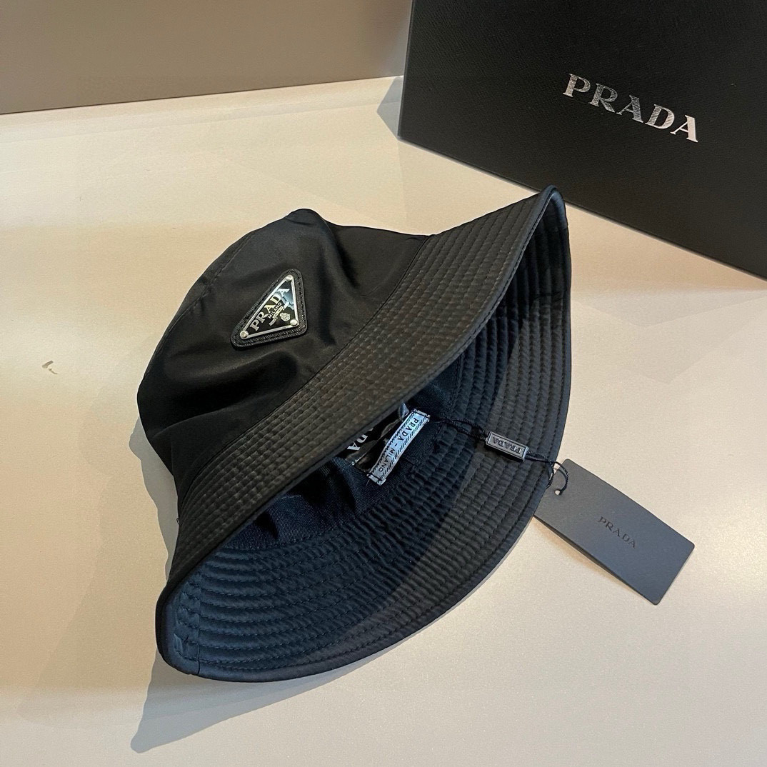 Pra*a re-nylon bucket hat