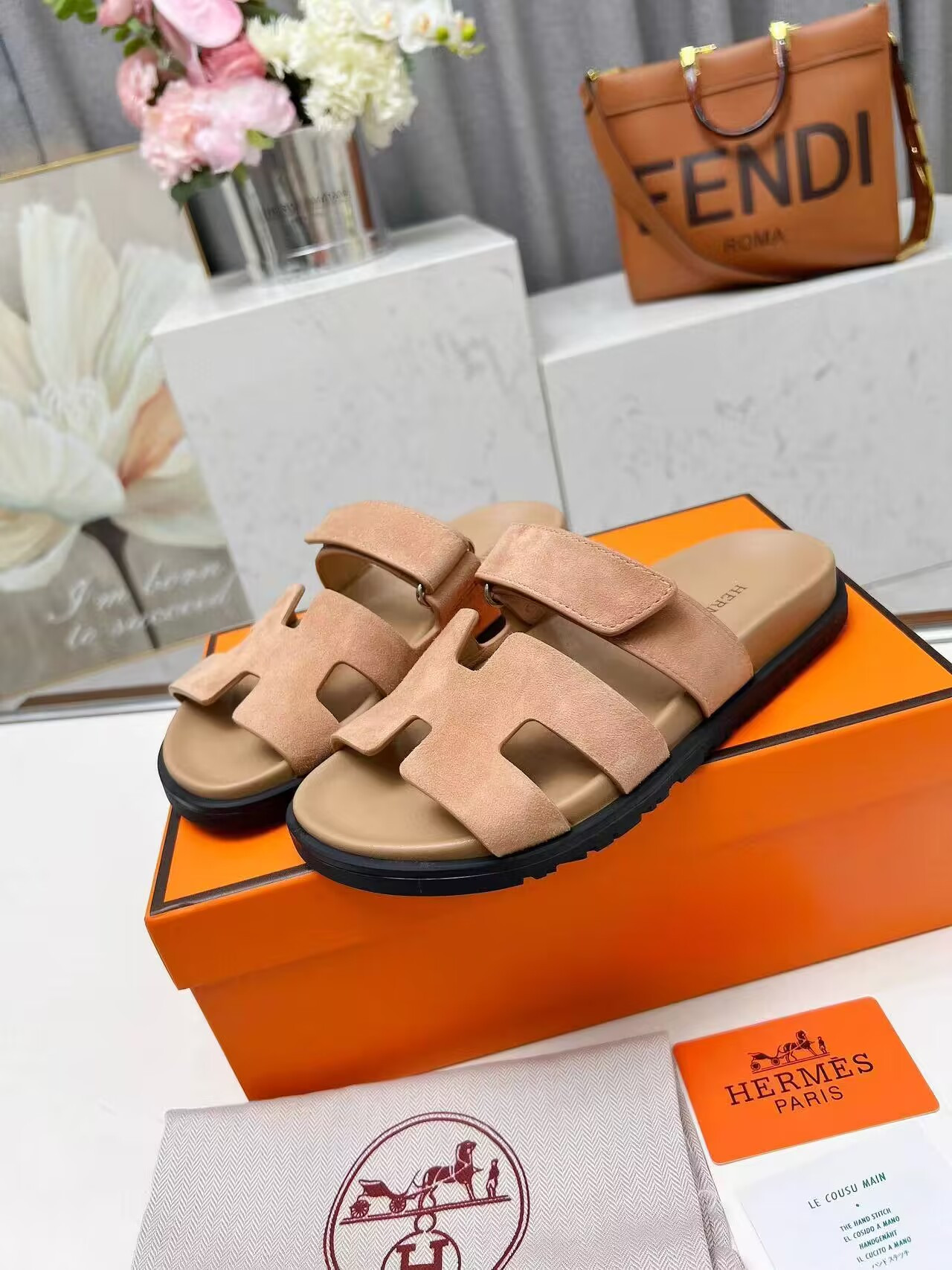 UA Hermès Chypre sandal