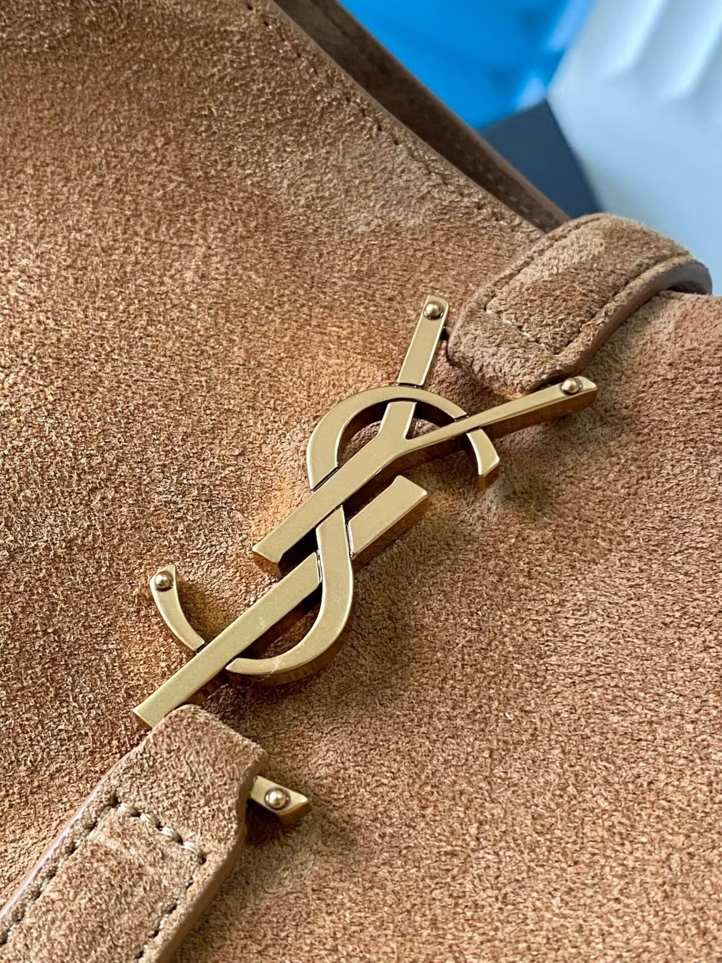 y*l le 5 À 7 S*pple large in suede 30 x 31 x 13 cm