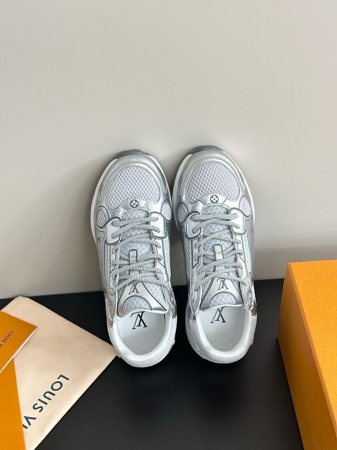 UA LV Olympia Sneaker