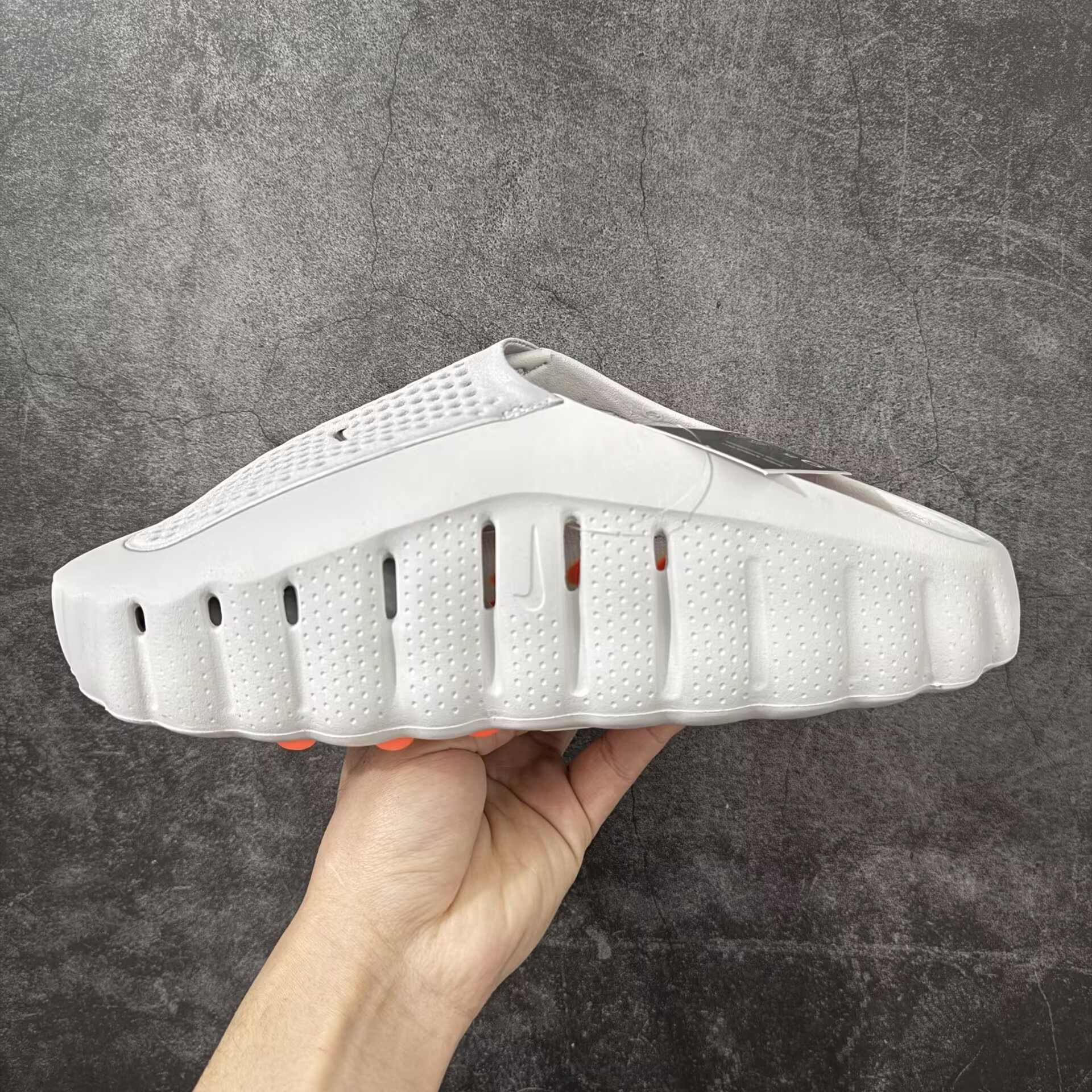 Nike Mind 001 Slide Light Smoke Grey (Runs one size small)