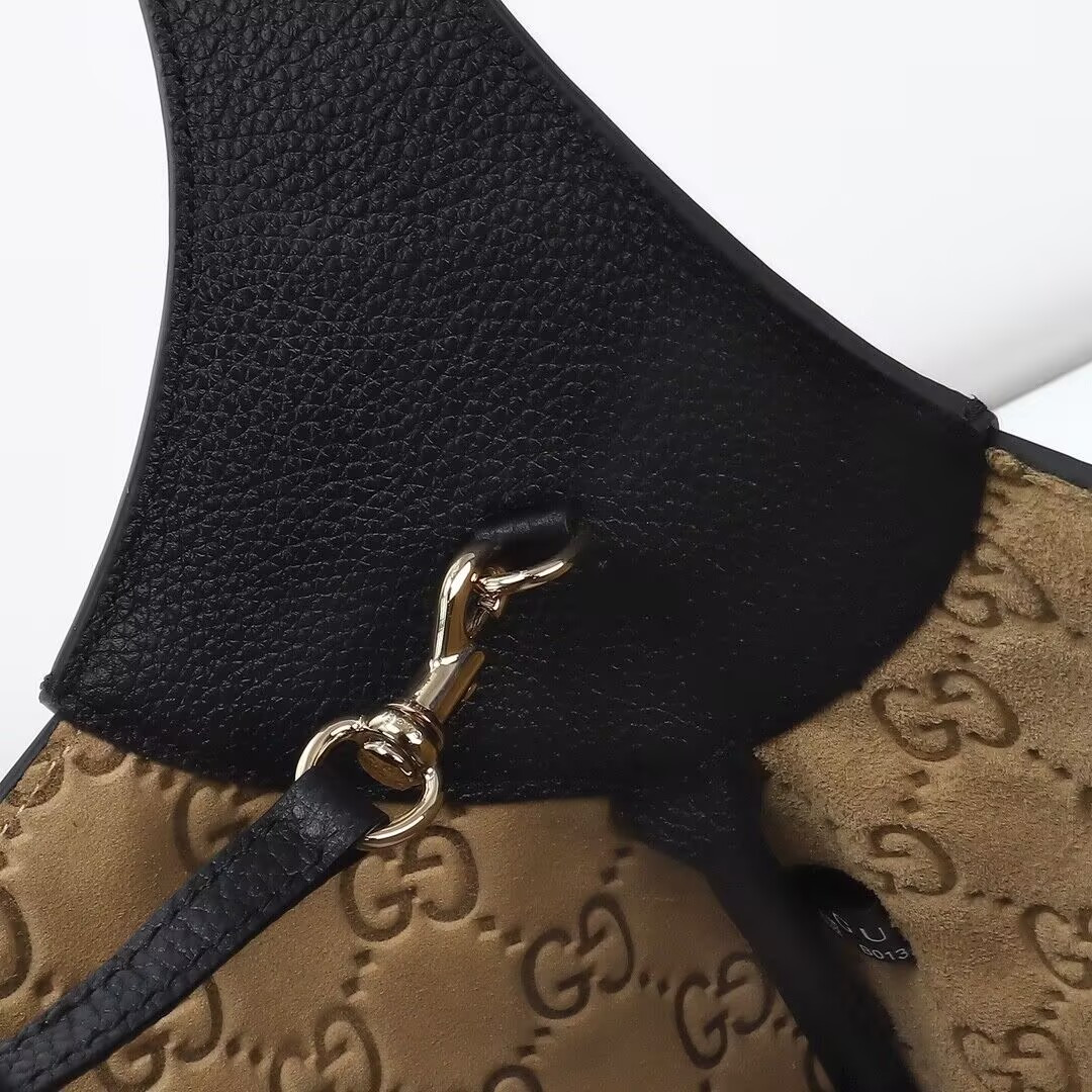 G*u*i b medium shoulder bag 49x46x4cm