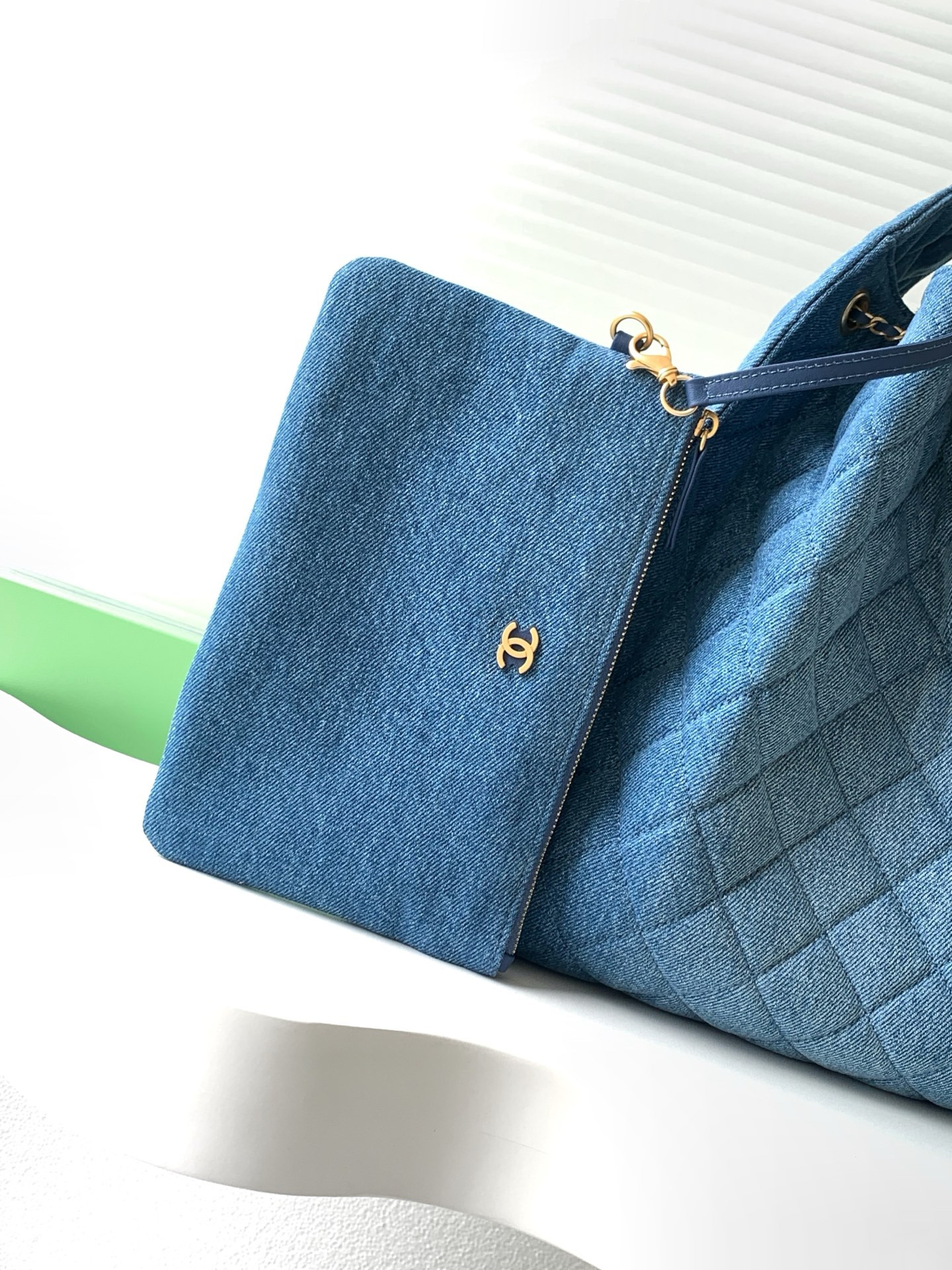 Ch*el 25c bucket hobo bag as5231 40x30x15cm