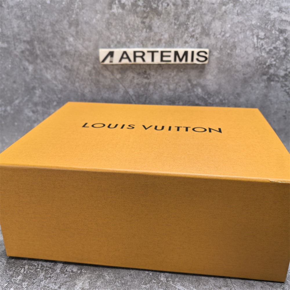 UA LV Trainer Sneaker