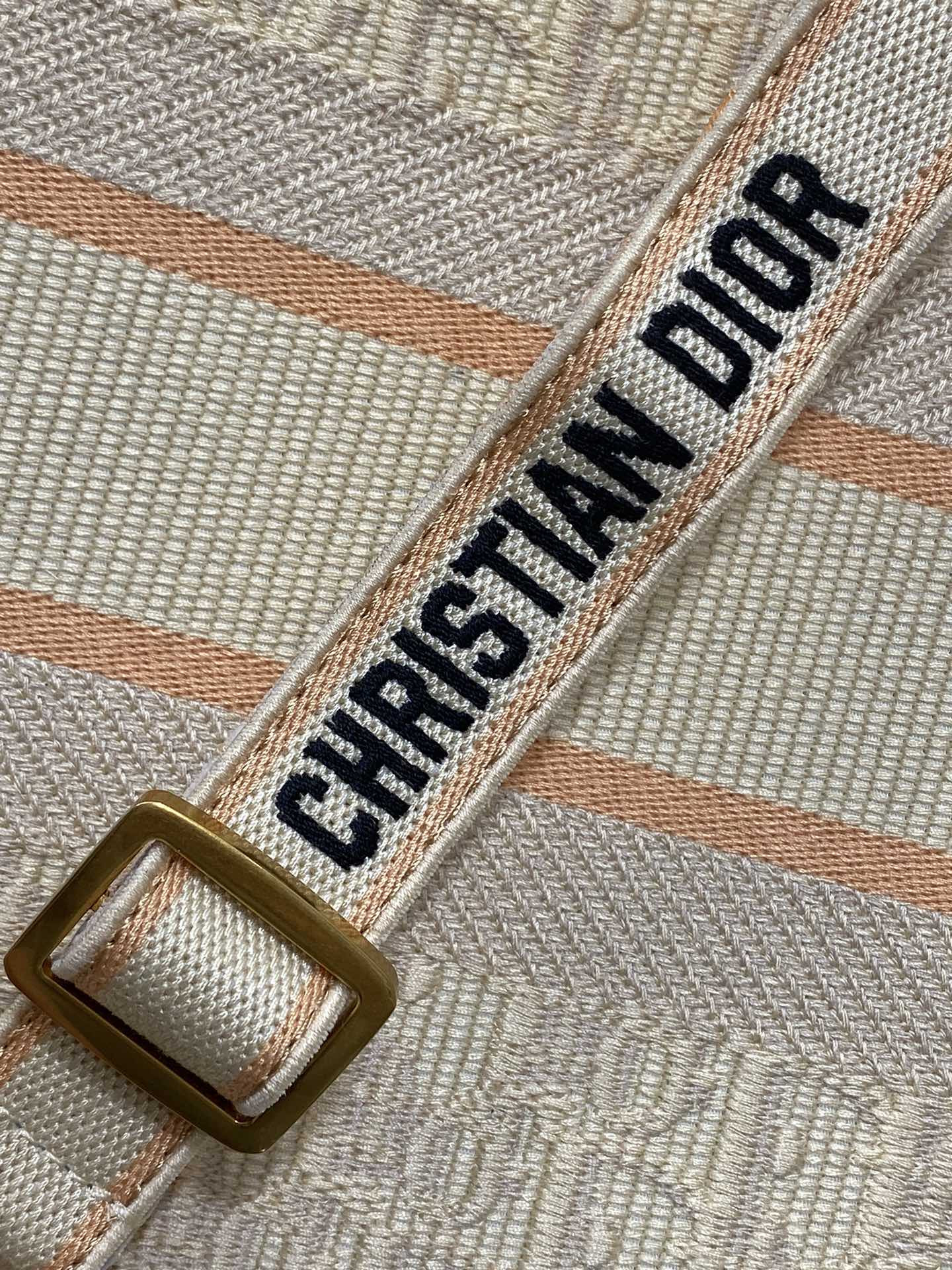 medium D*or book tote white multicolor dragon zodiac embroidery 36 x 27.5 x 16.5 cm