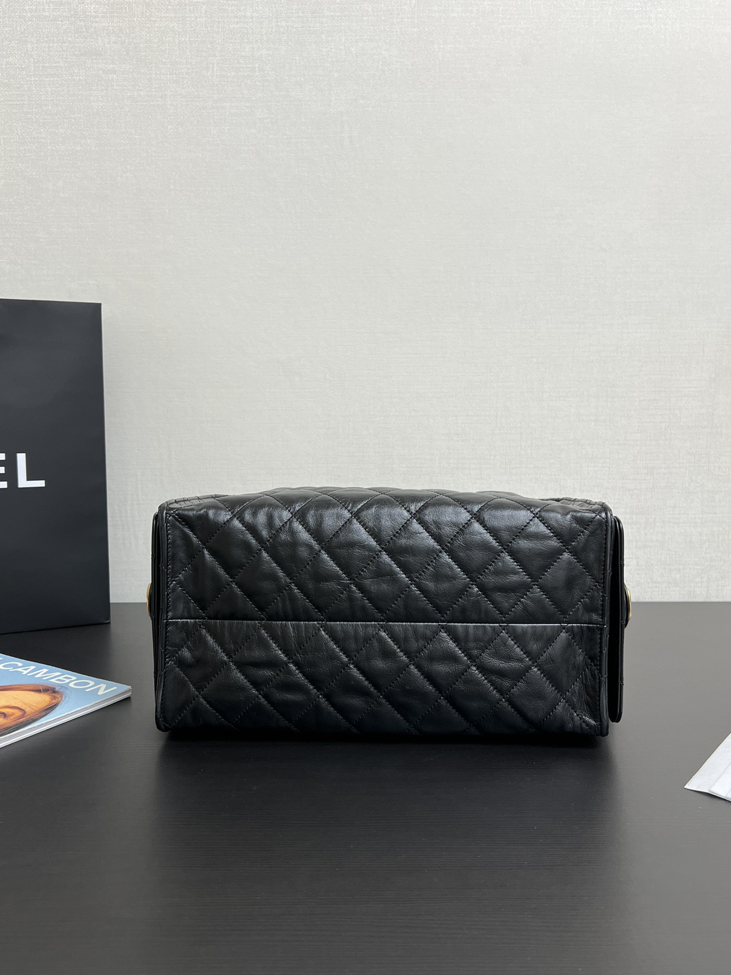 Ch*el 25c bucket bag 40x30x15cm