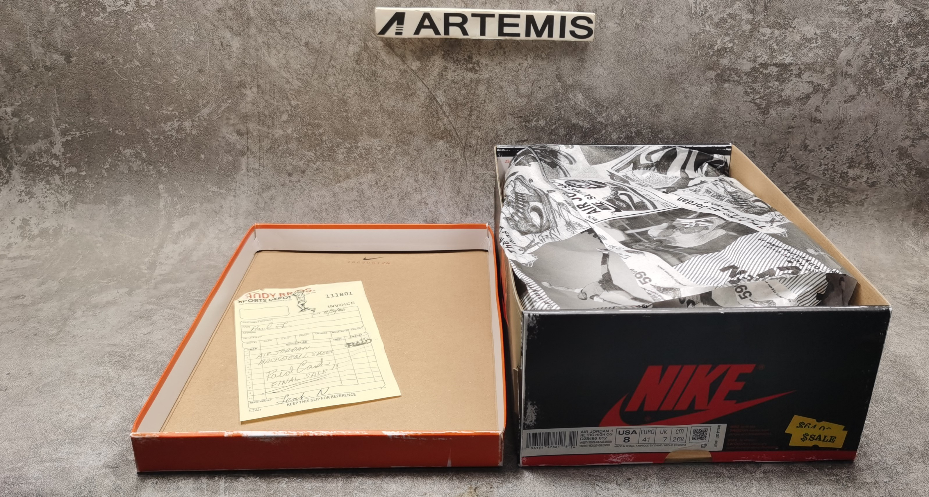 Air Jordan 1 High OG Chicago Lost and Found