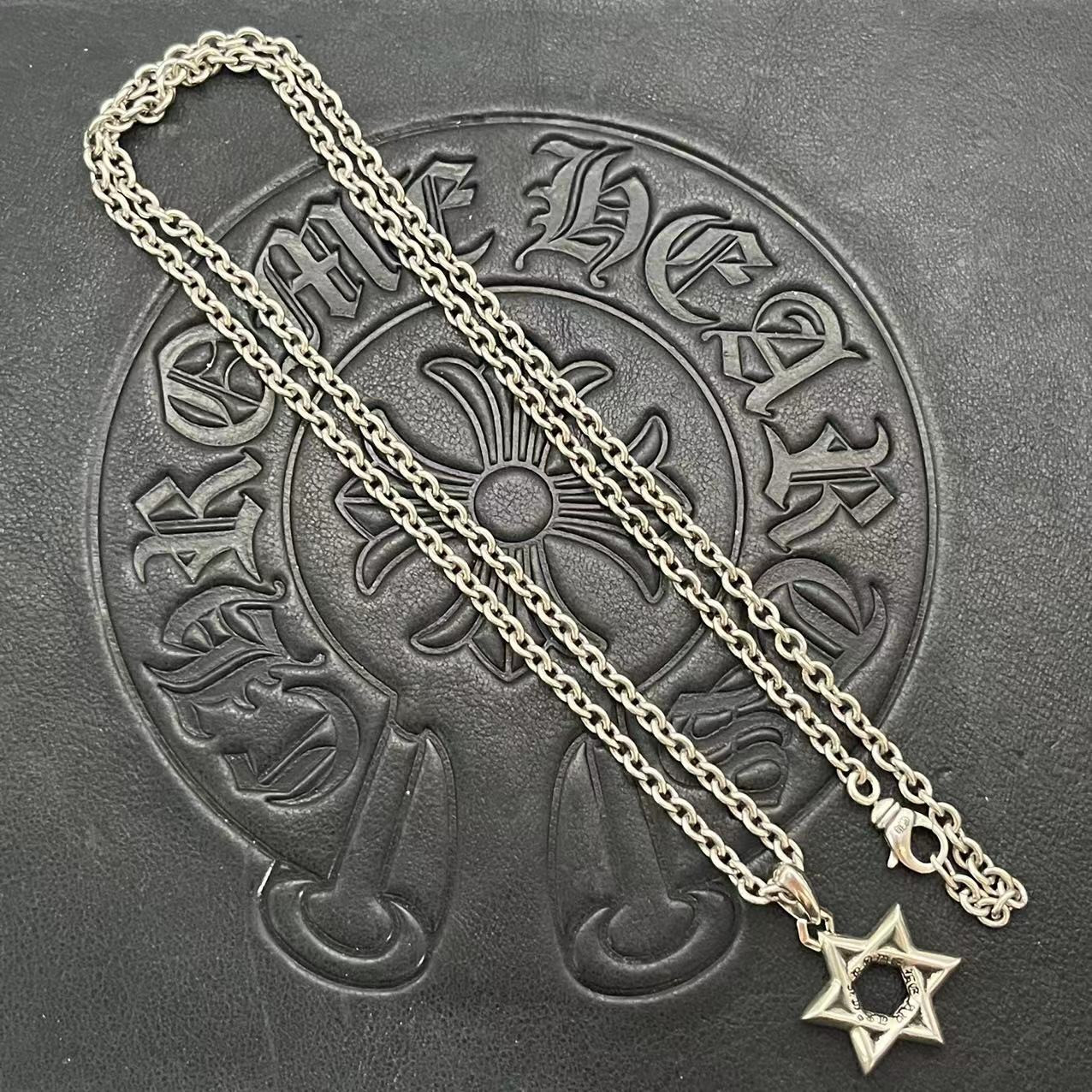 Ch**me He**ts hexagram necklace