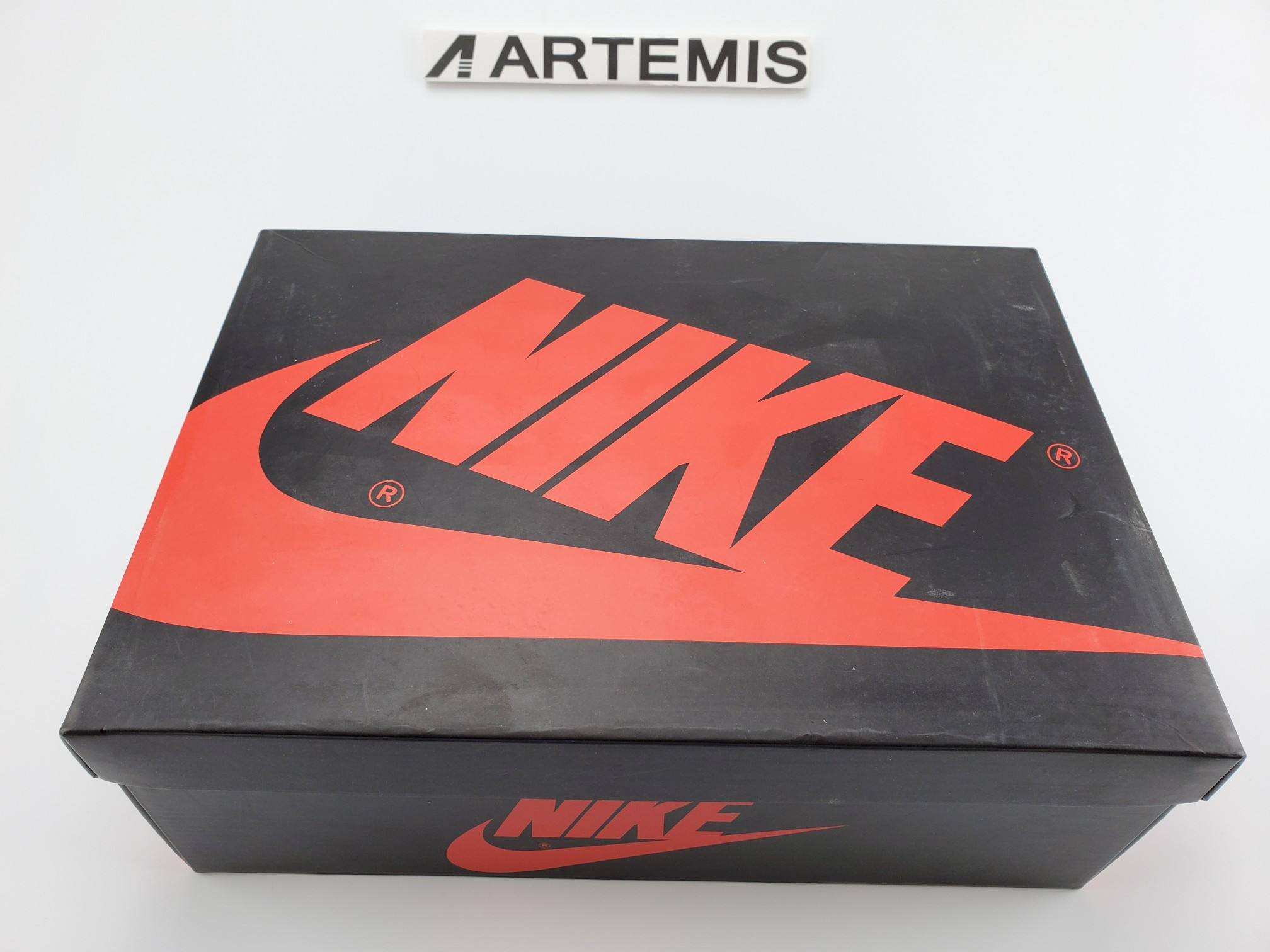 Air Jordan 1 Retro High "Obsidian Blue"