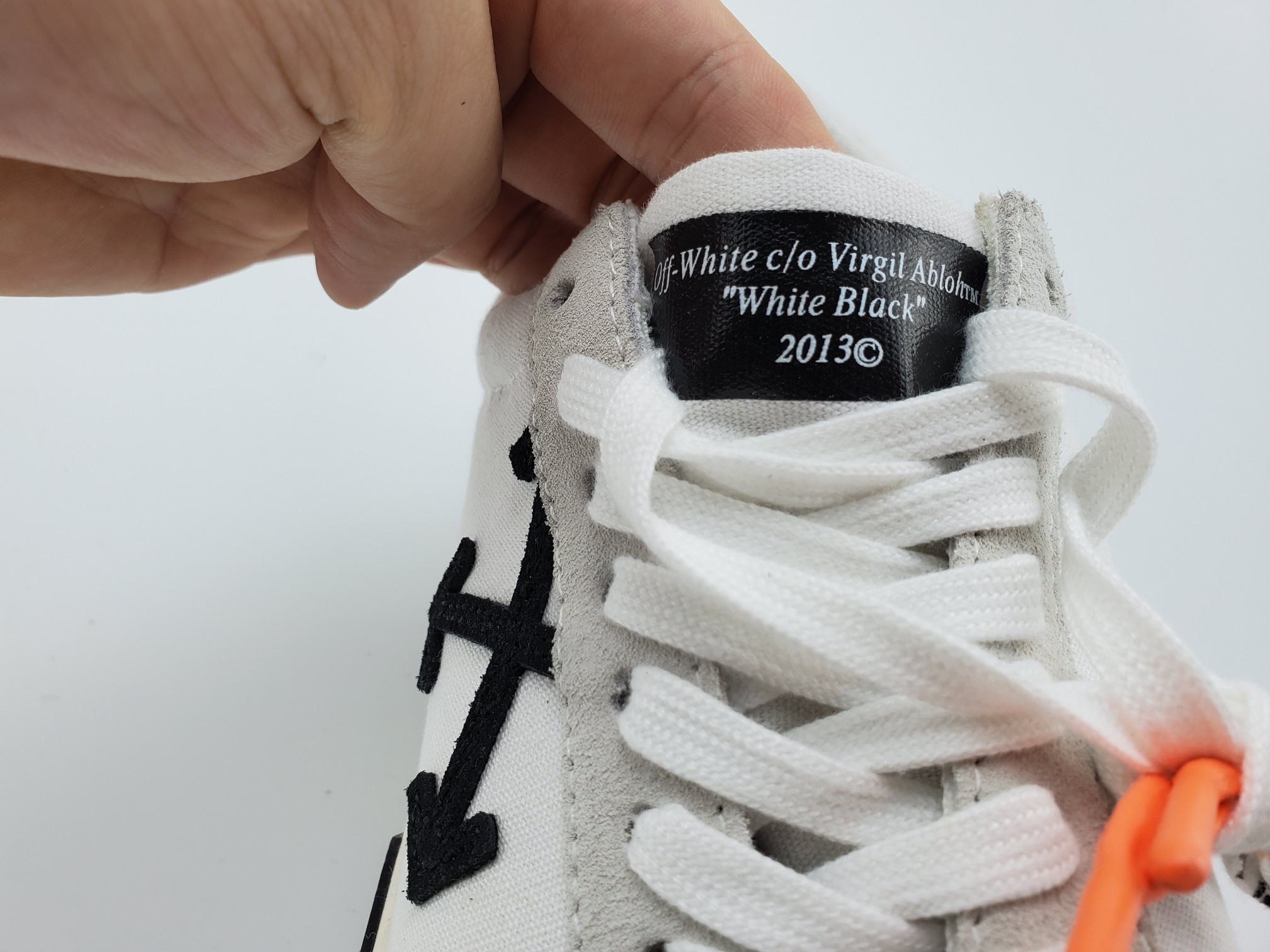Off-White Vulc Low White