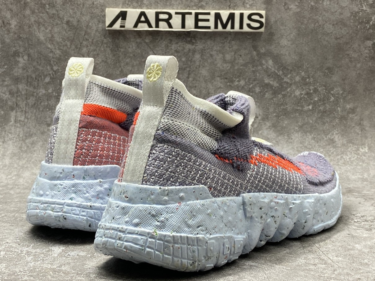 Nike Space Hippie 02 Vast Grey Hyper Crimson