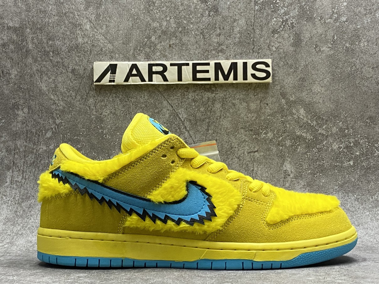 Grateful Dead x Nike SB Dunk Low Yellow Bear