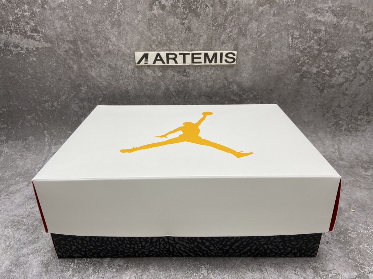 Air Jordan 3 Retro Laser Orange