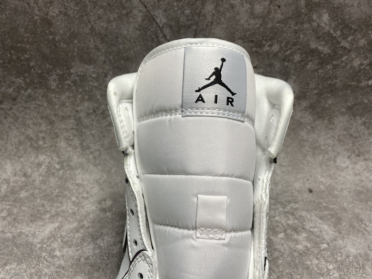 Air Jordan 1 Mid Iridescent Reflective White