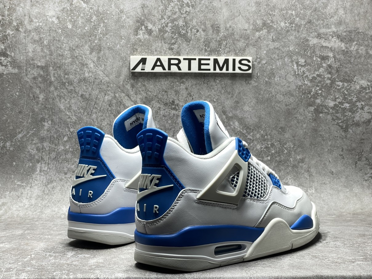 Air Jordan 4 Retro Military Blue