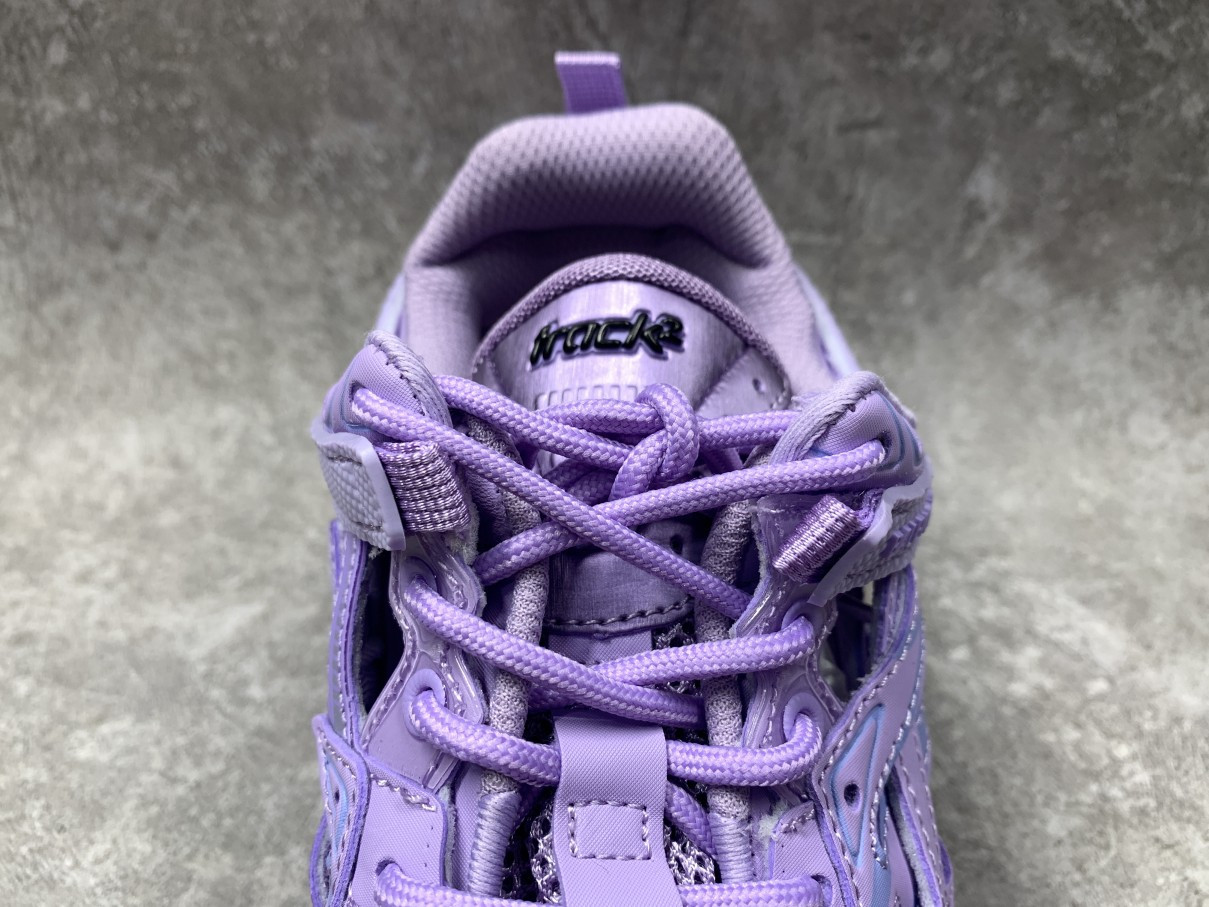 Balenciga Track 2.0 Sneaker in Lilac