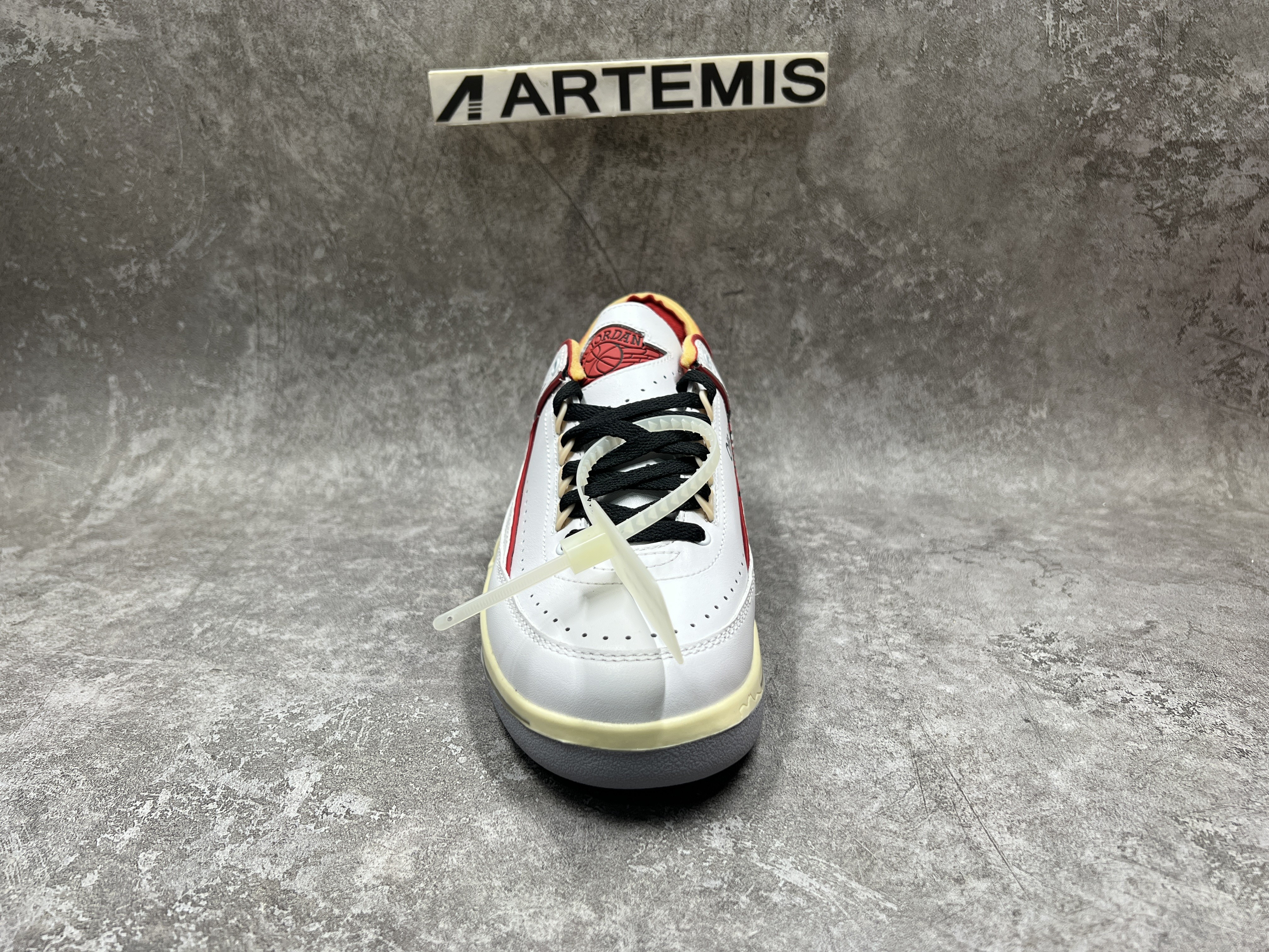 Air Jordan 2 Retro Low SP Off-White White Red