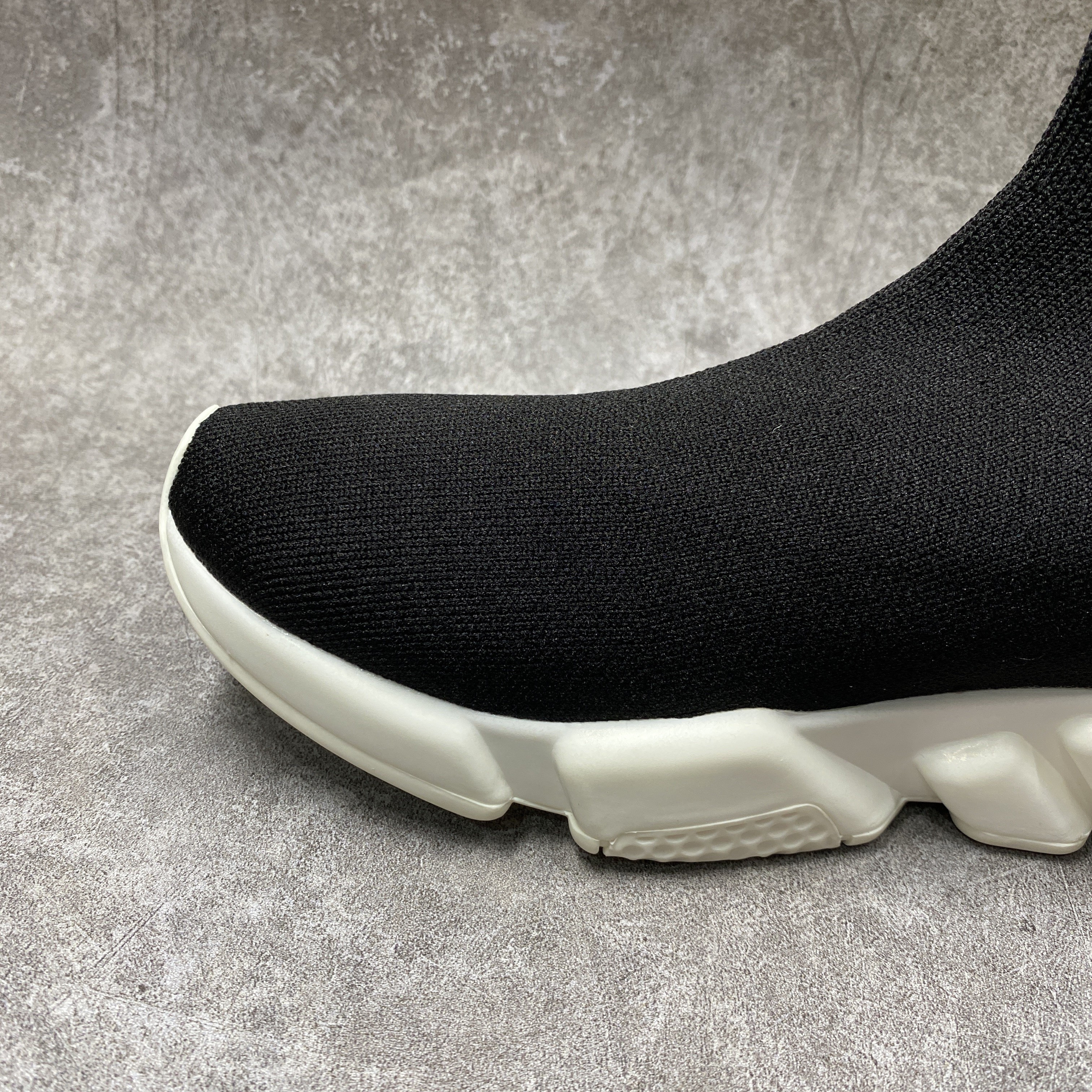 Balenciga Speed Trainer Mid Black