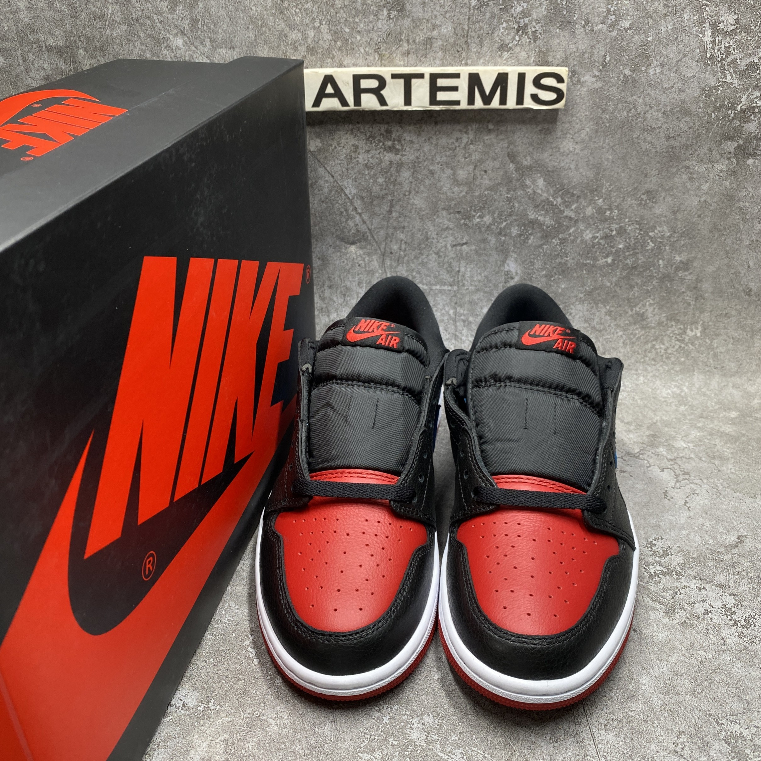 Air Jordan 1 Retro Low OG