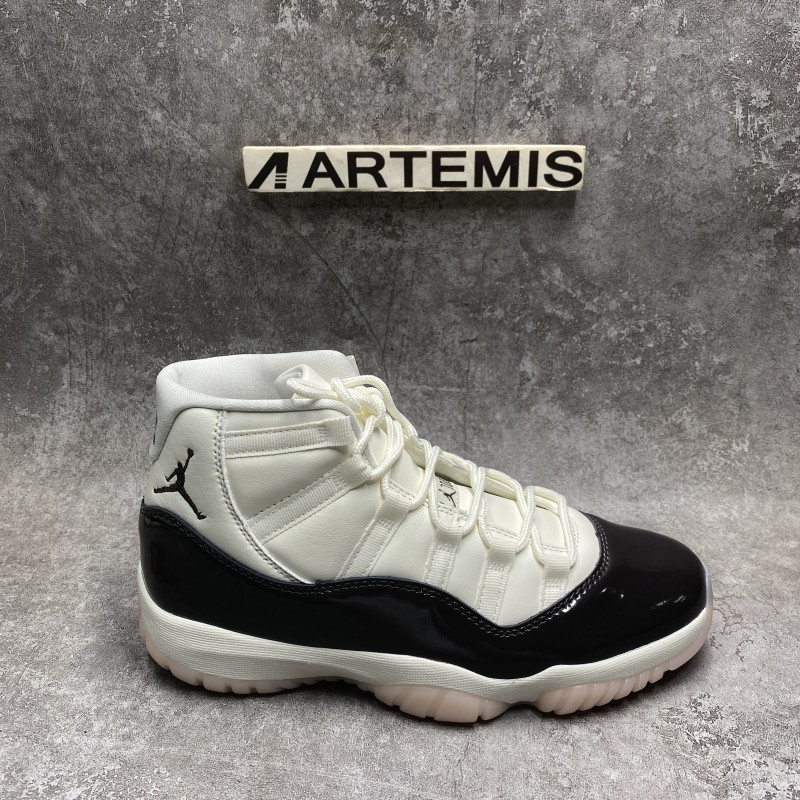 Air Jordan 11 Retro Neapolitan