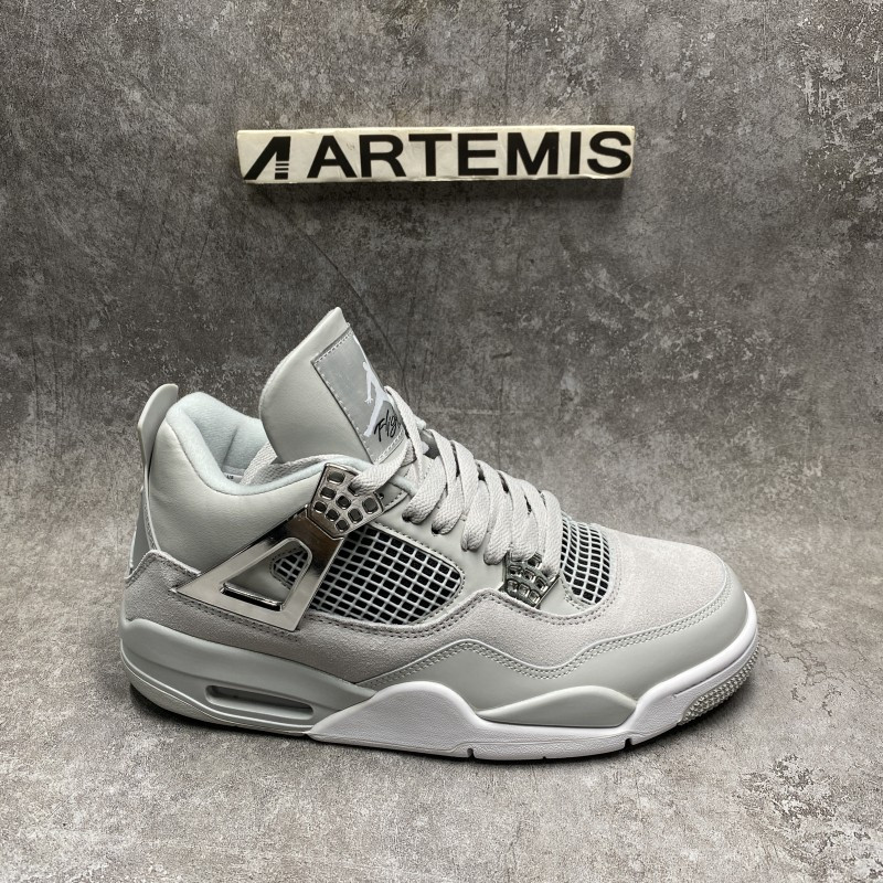 Air Jordan 4 Retro Frozen Moments