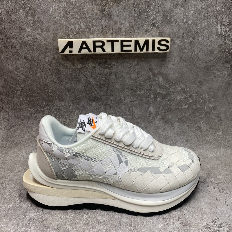 Nike LD Vaporwaffle Mix sacai Low White