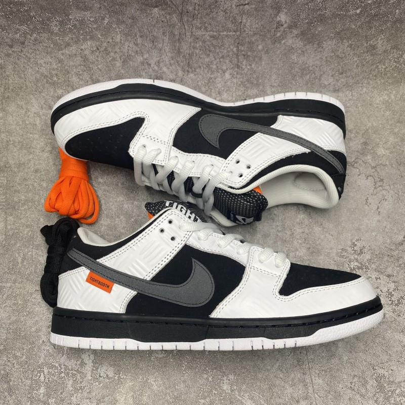 Nike SB Dunk Low TIGHTBOOTH