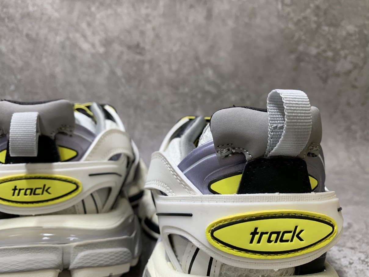 Balenciga Track Trainer White Black