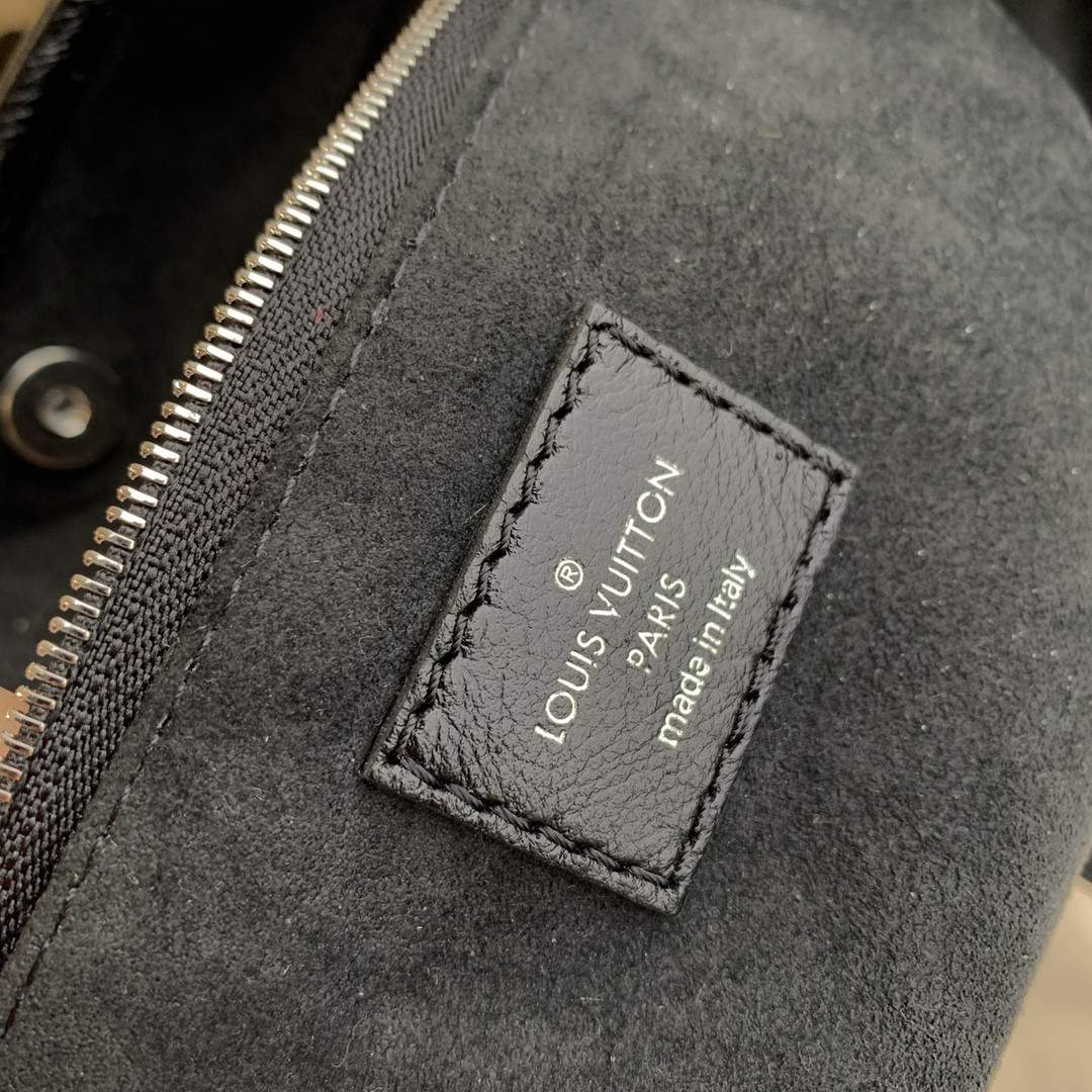 LV M24861 CarryAll Cargo PM 13.2 x 9.1 x 5.9 inches