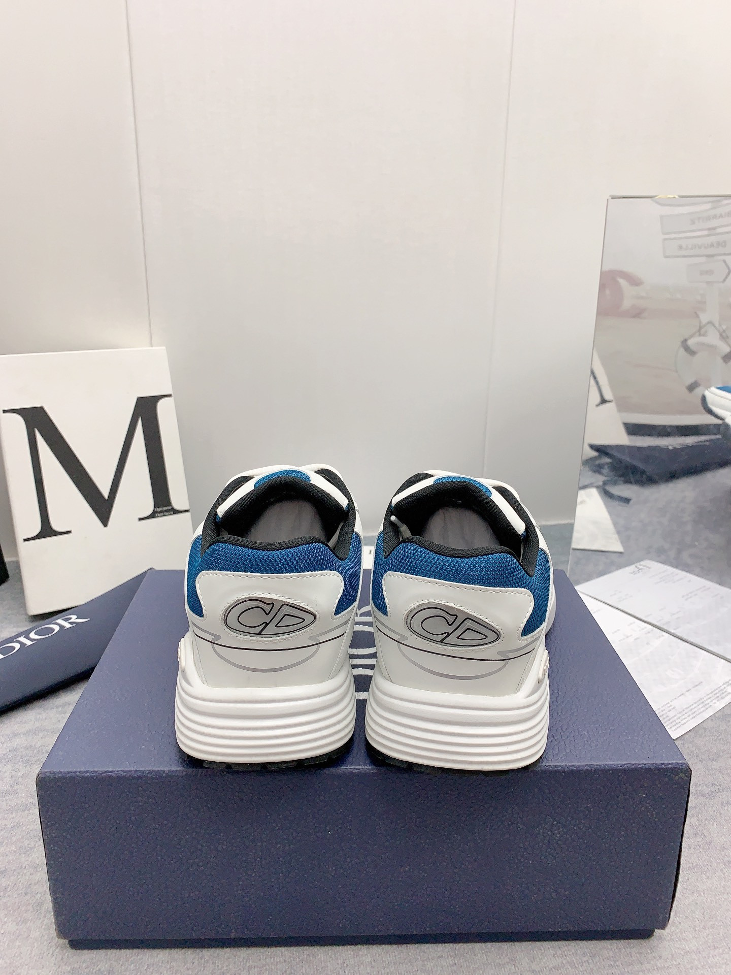 ua D*or b30 blue mesh white technical fabric